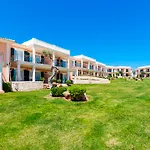 Insotel Prestige & Aparthotel Punta Prima (Menorca)