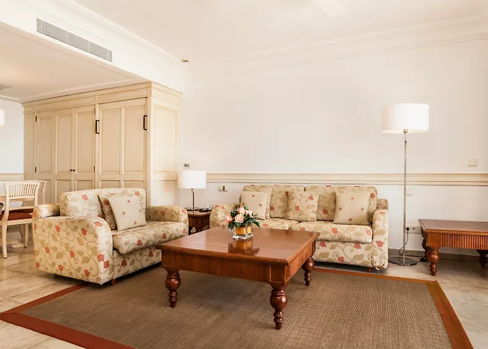 Insotel Prestige & بونتا بريما