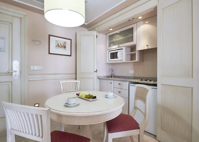 Insotel Prestige & شقة فندقية