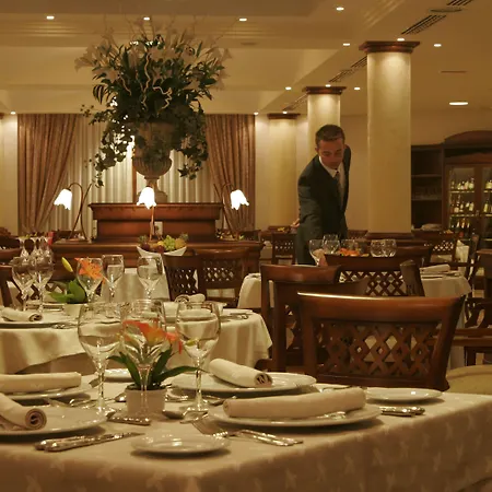 Insotel Prestige & Aparthotel Punta Prima (Menorca)