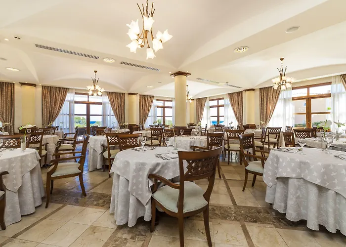 Aparthotel Insotel Prestige &