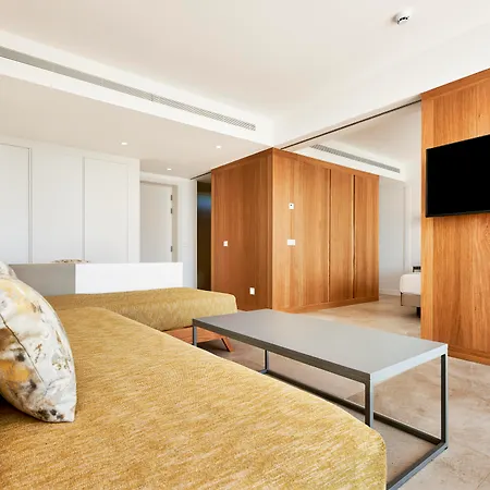 Lägenhetshotell Insotel Punta Prima Prestige & Punta Prima (Menorca)