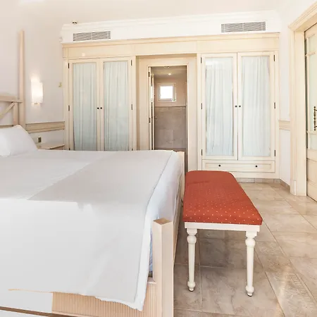 Lägenhetshotell Insotel Punta Prima Prestige &