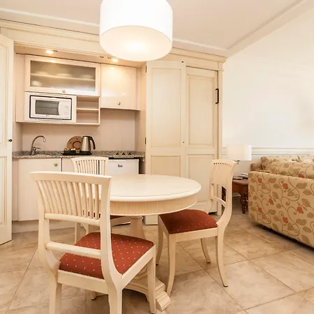Lägenhetshotell Insotel Punta Prima Prestige & Punta Prima (Menorca)